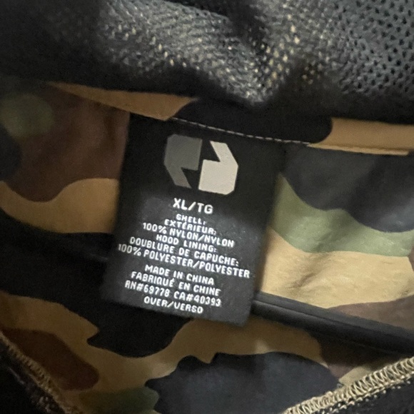 Camo Pullover Windbreaker - Picture 3 of 3